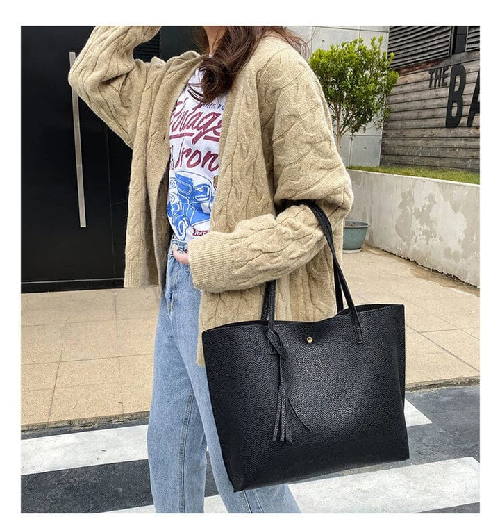 Istar Soft Leather Shoulder Bag