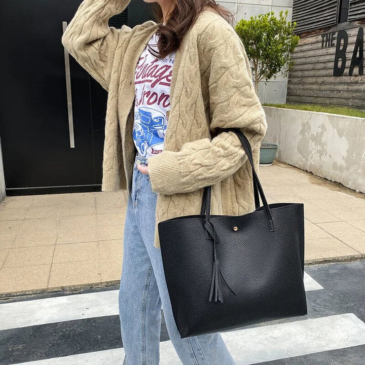 Istar Soft Leather Shoulder Bag