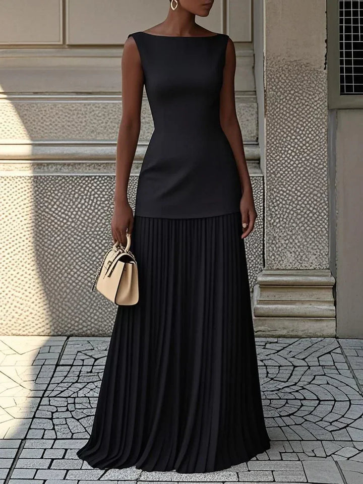SLEEVELESS PLEATED LONG DRESS FOR WOMEN