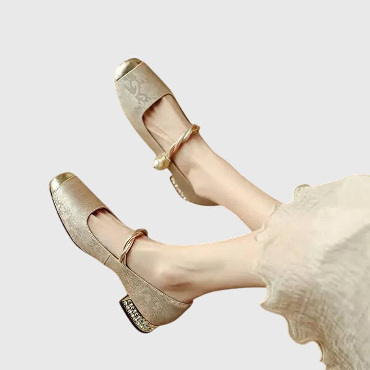 Orthopaedic Cilia™ sandals by Emma & Rose Cape Town featuring supportive straps and cushioned soles for comfort.