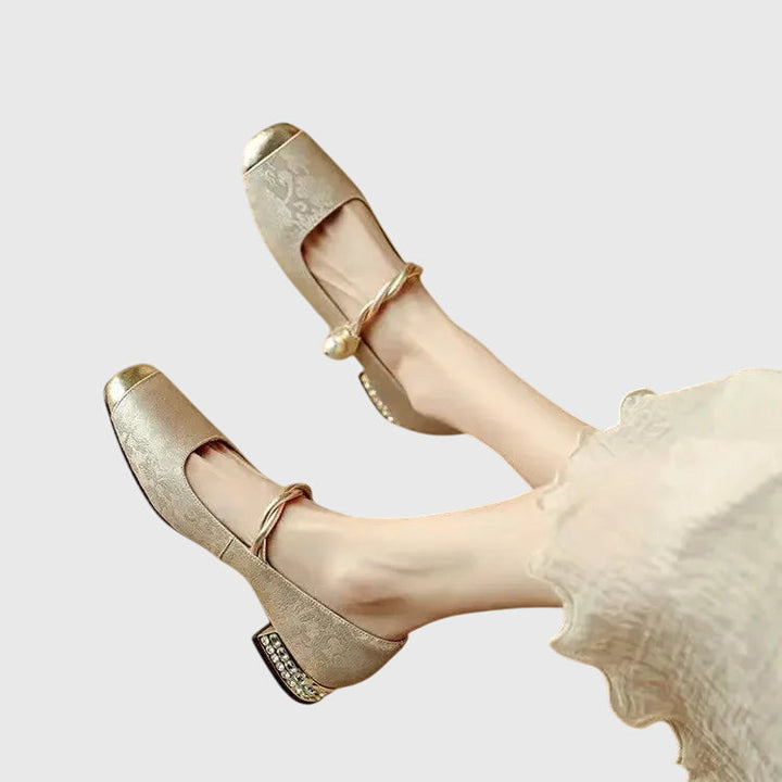 Women's Orthopaedic Low-Heeled Shoes with Mary Jane Strap for All-Day Comfort