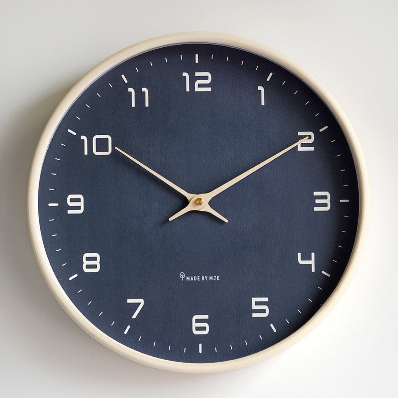 Minimalist Silent Wall Clock – Timeless, Clear, and Stylish
