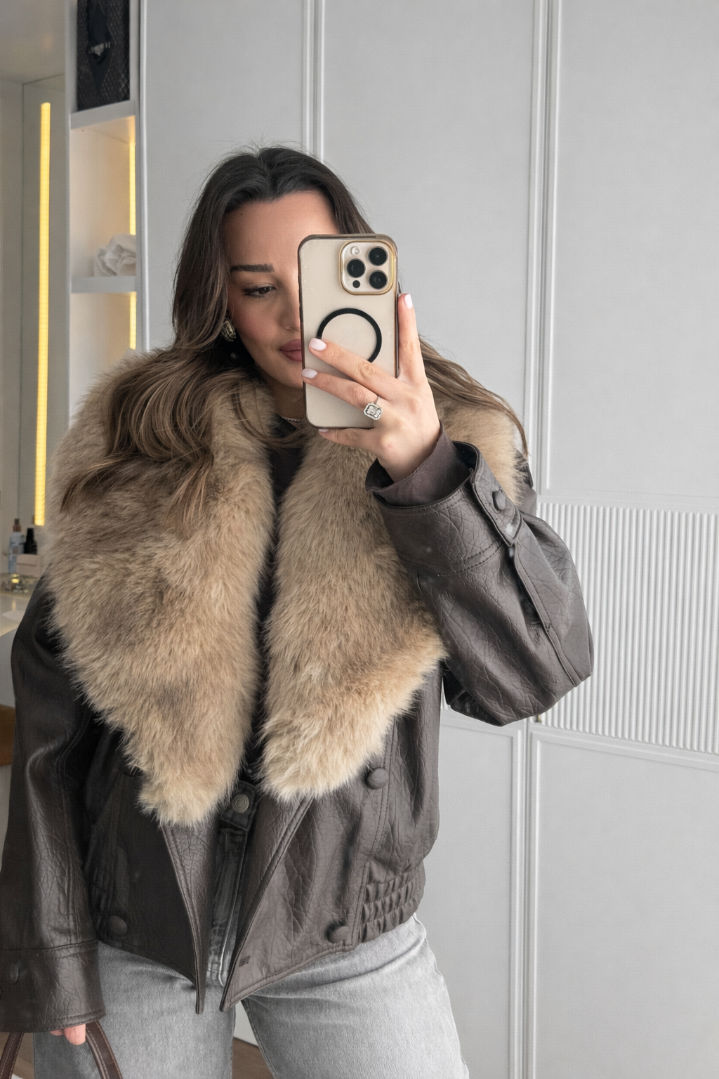 Women's Faux Leather Jacket with Wide Fur Collar - Nymera