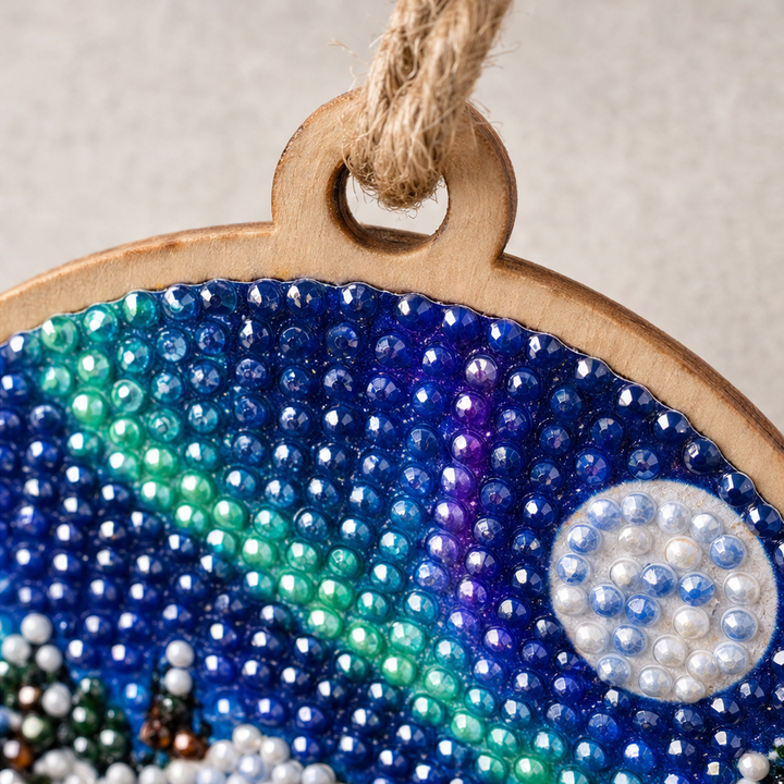 Aurora Keepsake 14-Day Diamond Painting Ornament Kit - Elena Harper