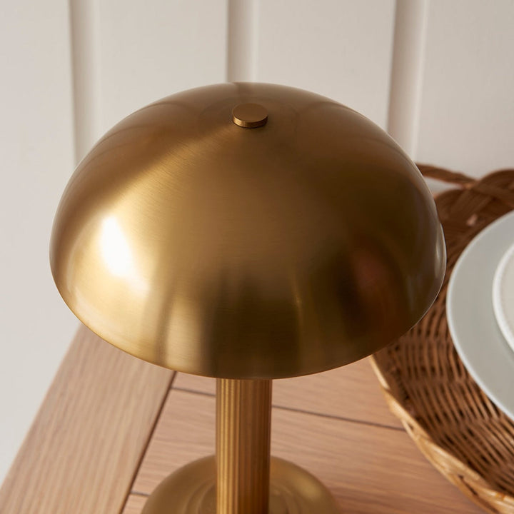 Corralis Warm Rechargeable Table Lamp