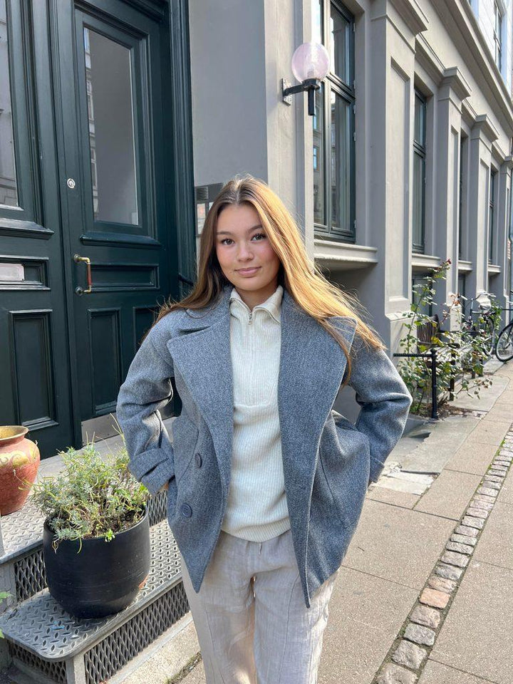Tailored Women's Winter Coat Elise, view 5 - Elena Harper