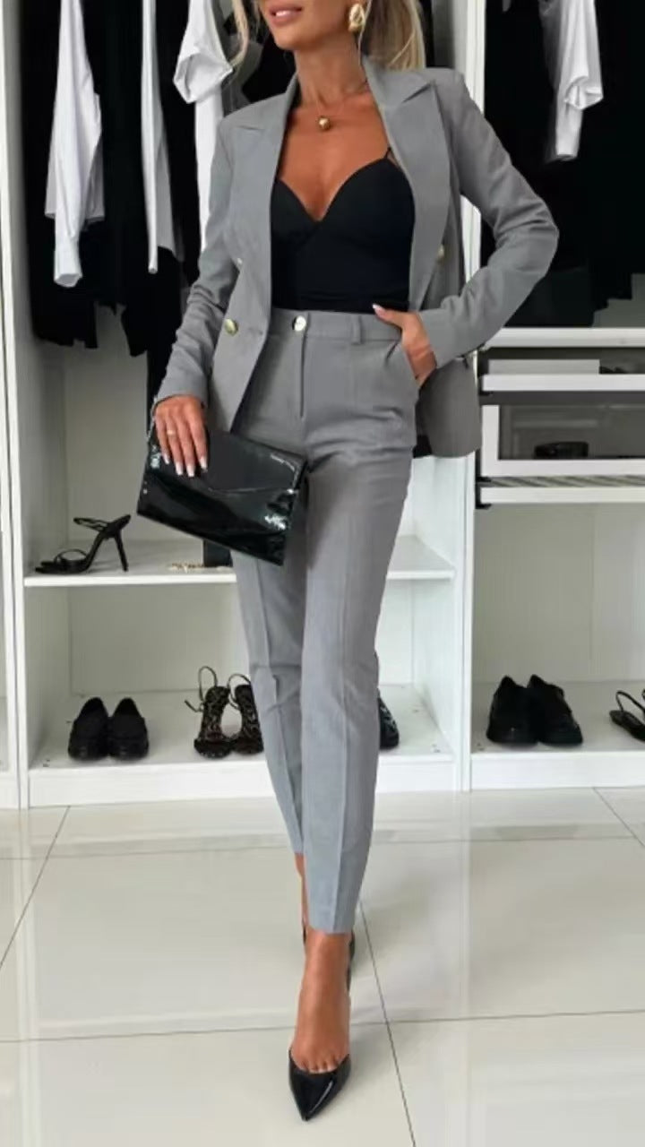 Amiyah Women's Slim Suit, Classic & Elegant - Elena Harper