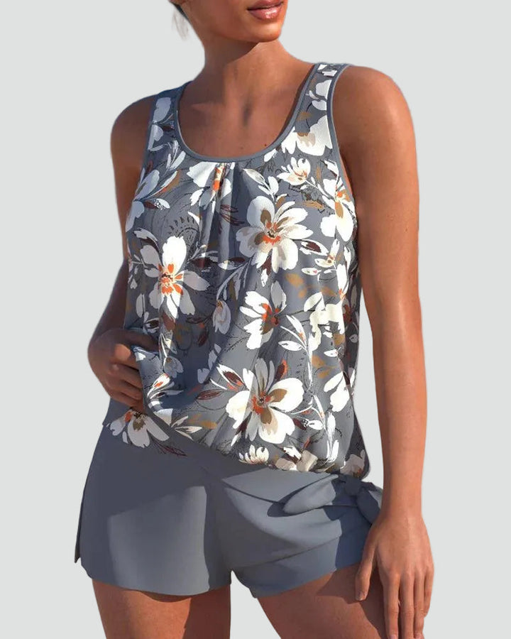 Ladies Tankini Set with Floral Print - Shaping Model