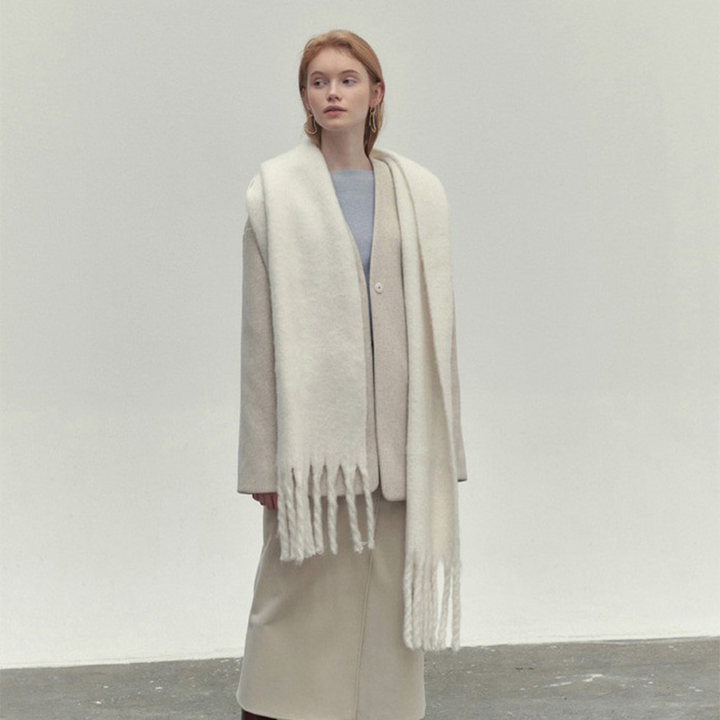 Daisy High-Quality and Timeless Wool Scarf, view 3 - Elena Harper