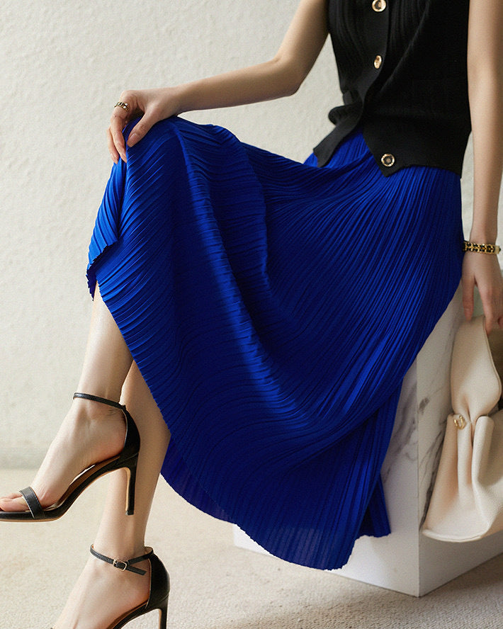 Mid-Length Pleated Skirt in Solid Color | Perfect for Autumn