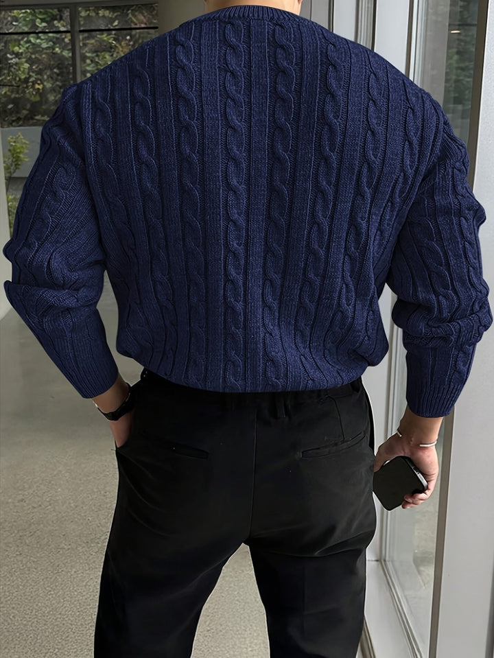 Maxim | Classic and Comfortable Men's Cable Knit Sweater