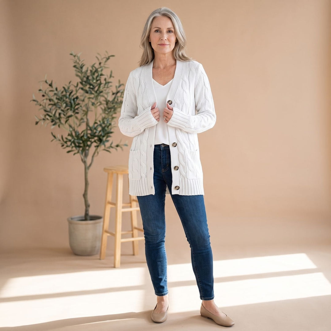 Emilia | Women's Oversized Cable-Knit Cardigan with Button Placket and Pockets
