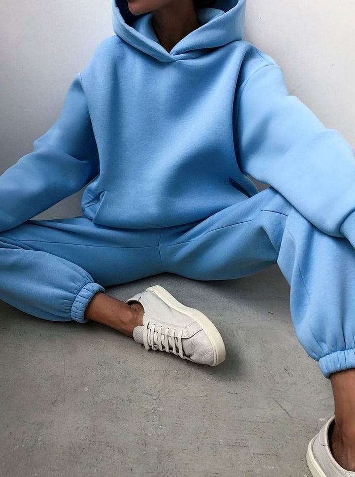 Amelie | Women's Oversized Hoodie Sweater with Jogging Pants Set
