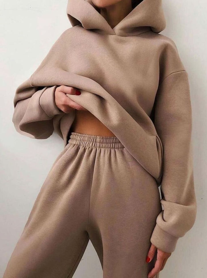 Amelie | Women's Oversized Hoodie Sweater with Jogging Pants Set