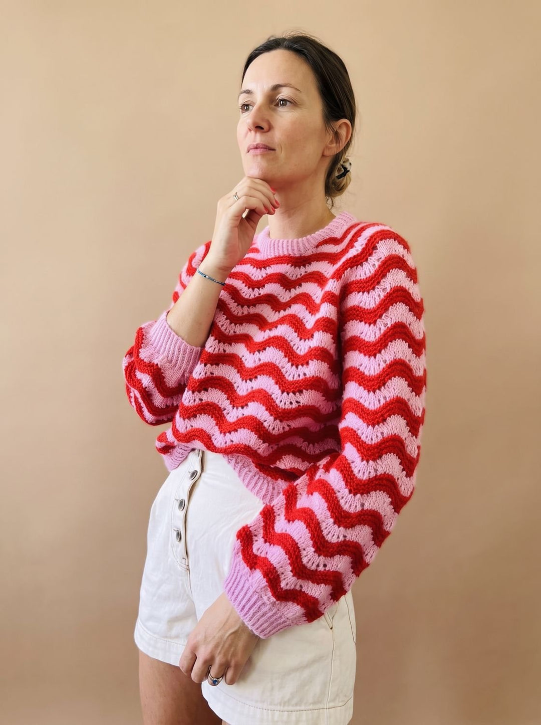 Hannah | Women's Oversized Knit Sweater with Wave Pattern and Round Neck