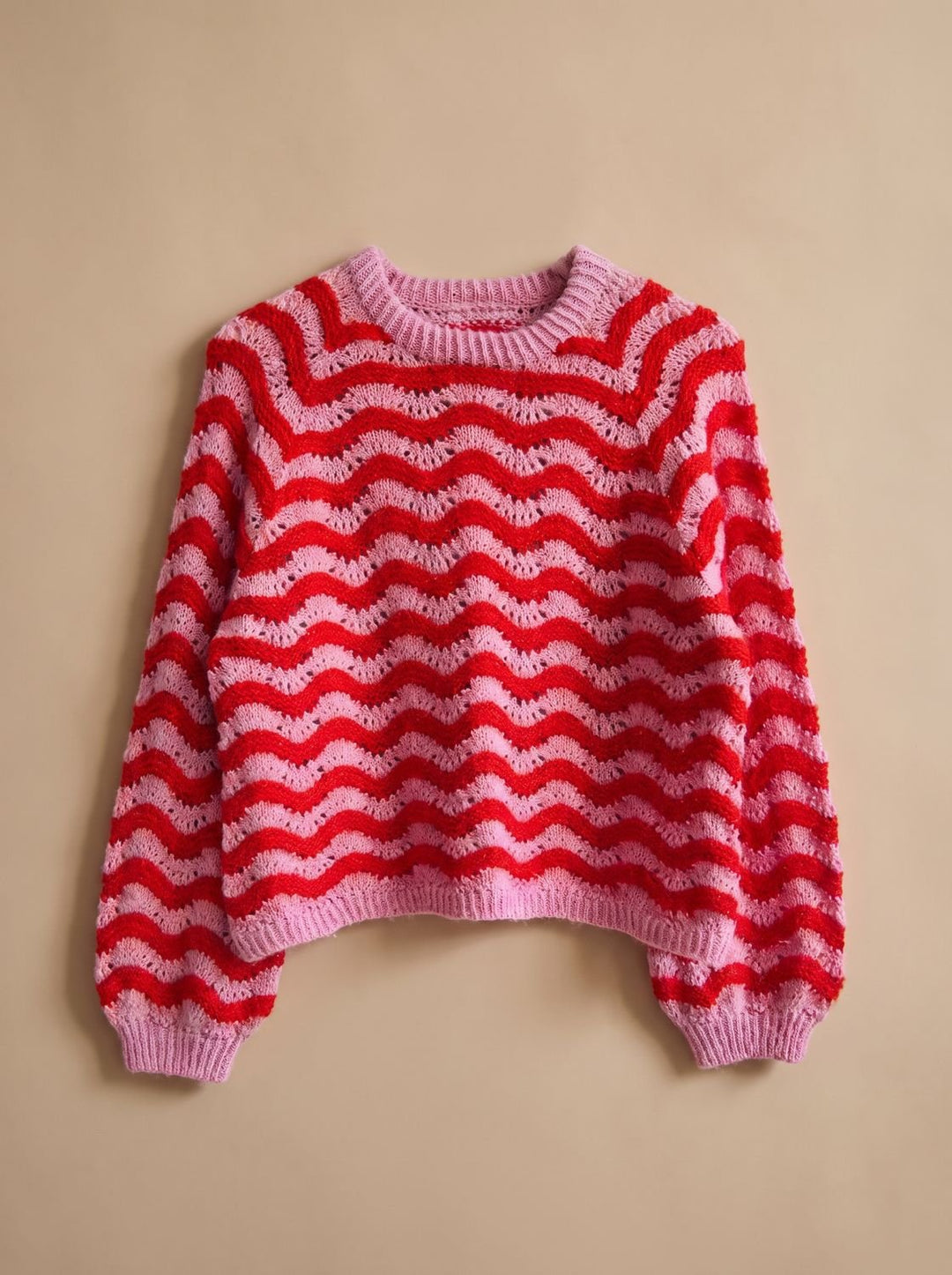 Hannah | Women's Oversized Knit Sweater with Wave Pattern and Round Neck
