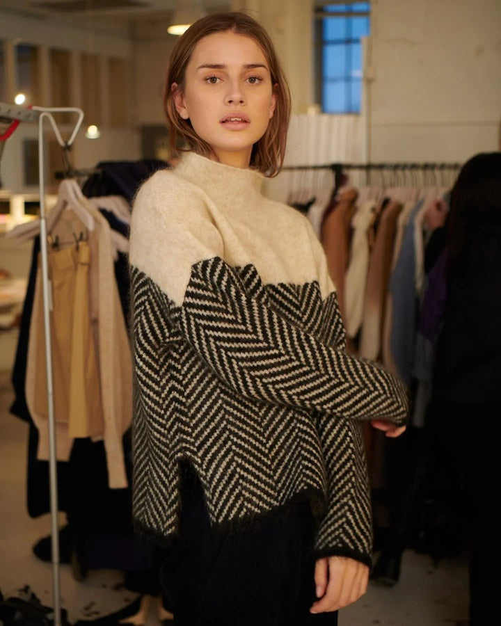 Greta | Women's Turtleneck Sweater Oversized Knit Sweater Herringbone Pattern