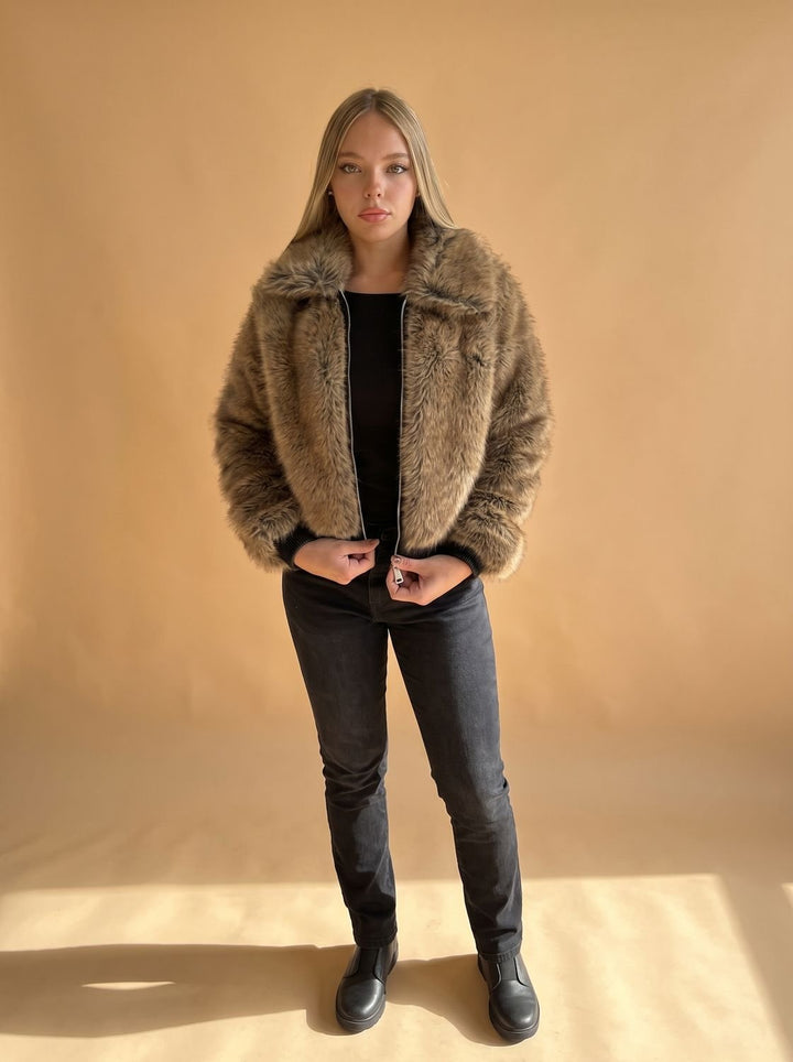 Sophie | Women's Faux Fur Bomber Jacket with Zipper and Ribbed Cuffs