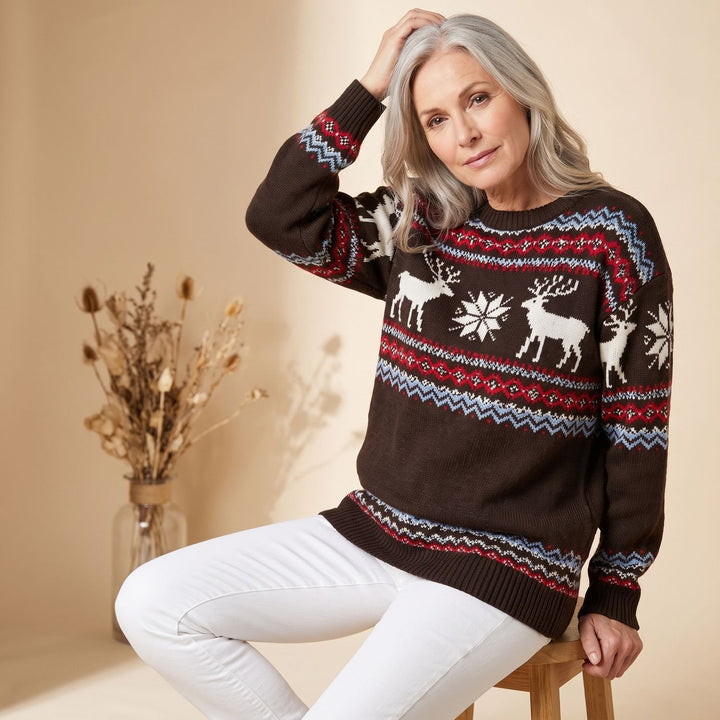 Nina | Women's Oversized Christmas Sweater with Reindeer and Snowflake Pattern