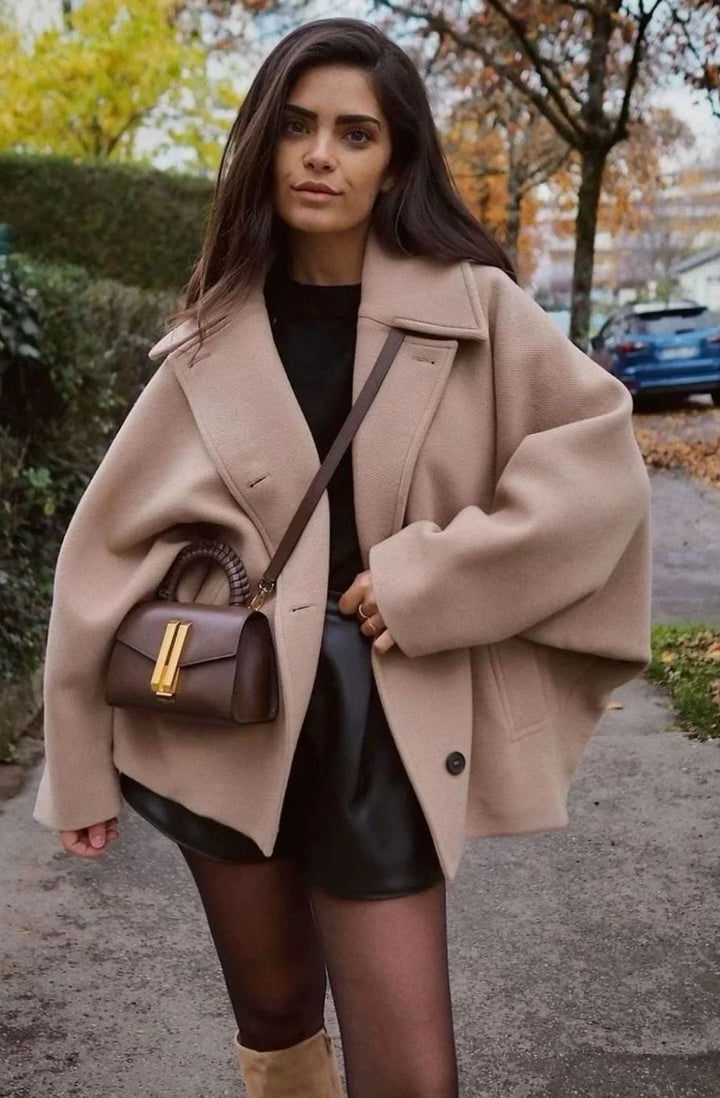 Anna | Women's Oversized Wool Coat with Wide Lapels and Button Closure