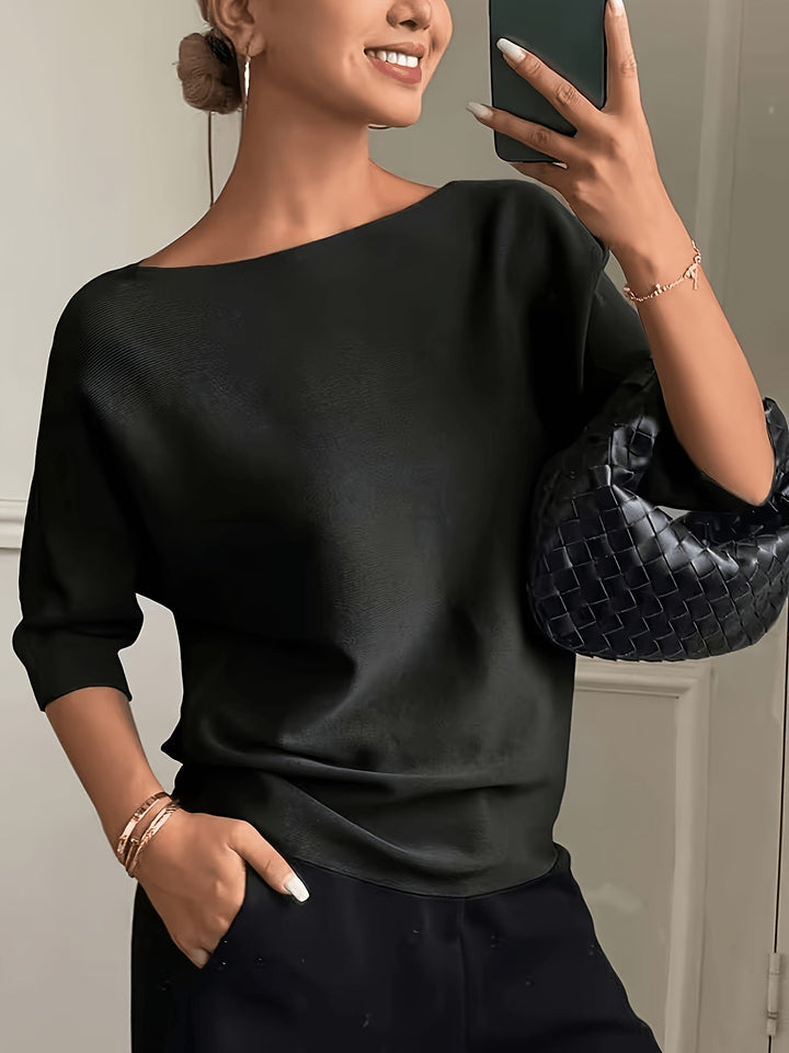 WOMEN'S TOP WITH BARE SHOULDERS