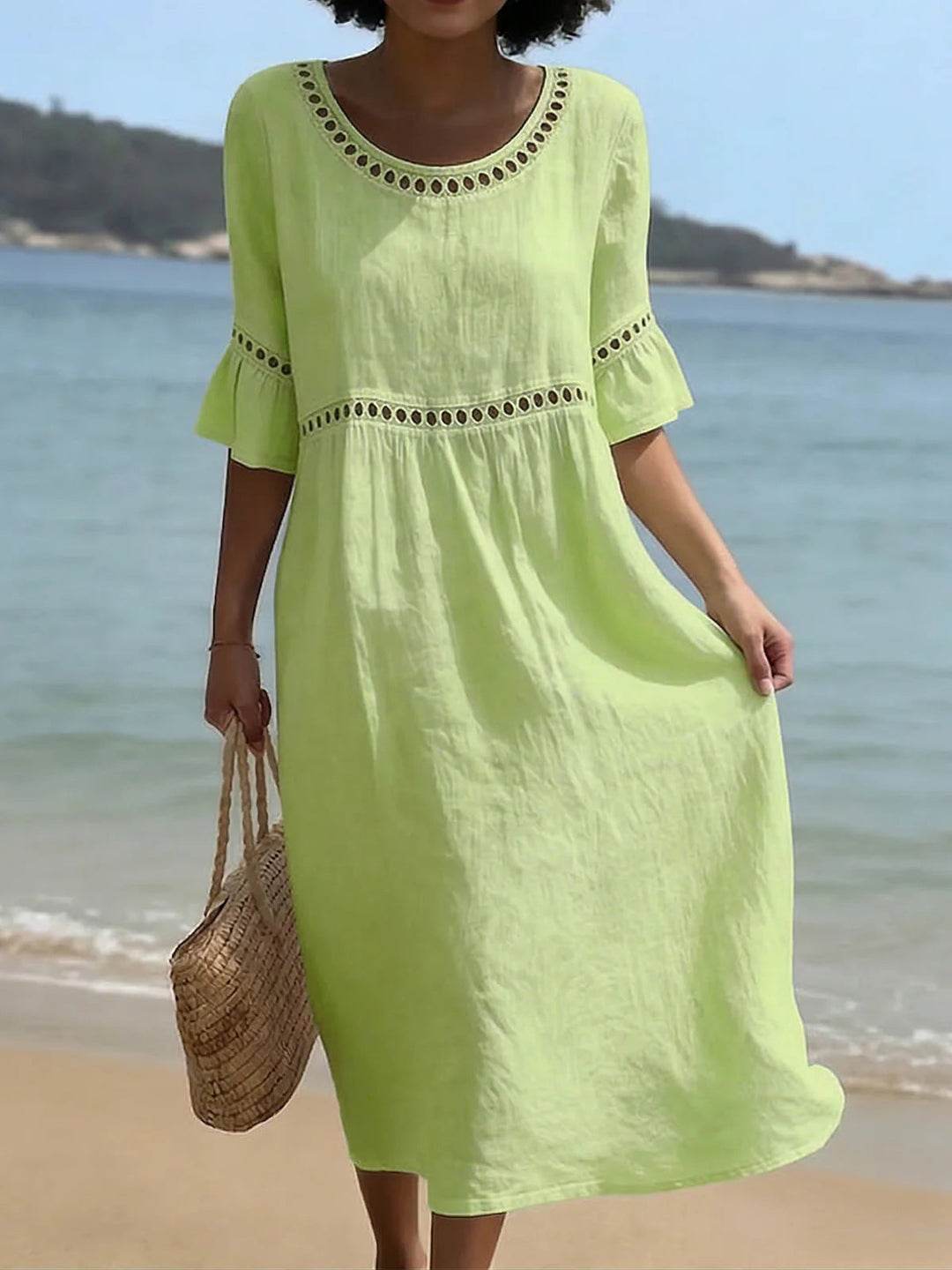 Amara™ | Elegant Belly-Camouflaging Midi Dress