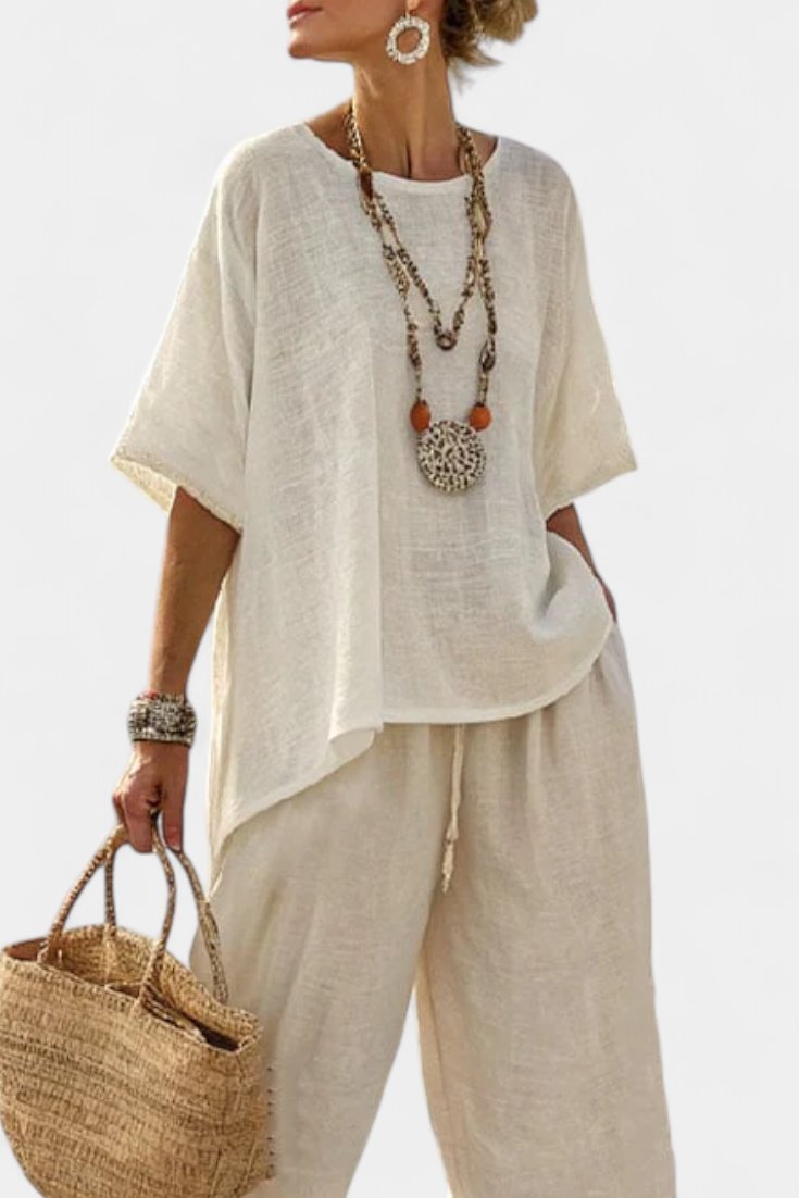 Clara | Airy and Modern Women's Two-Piece Set