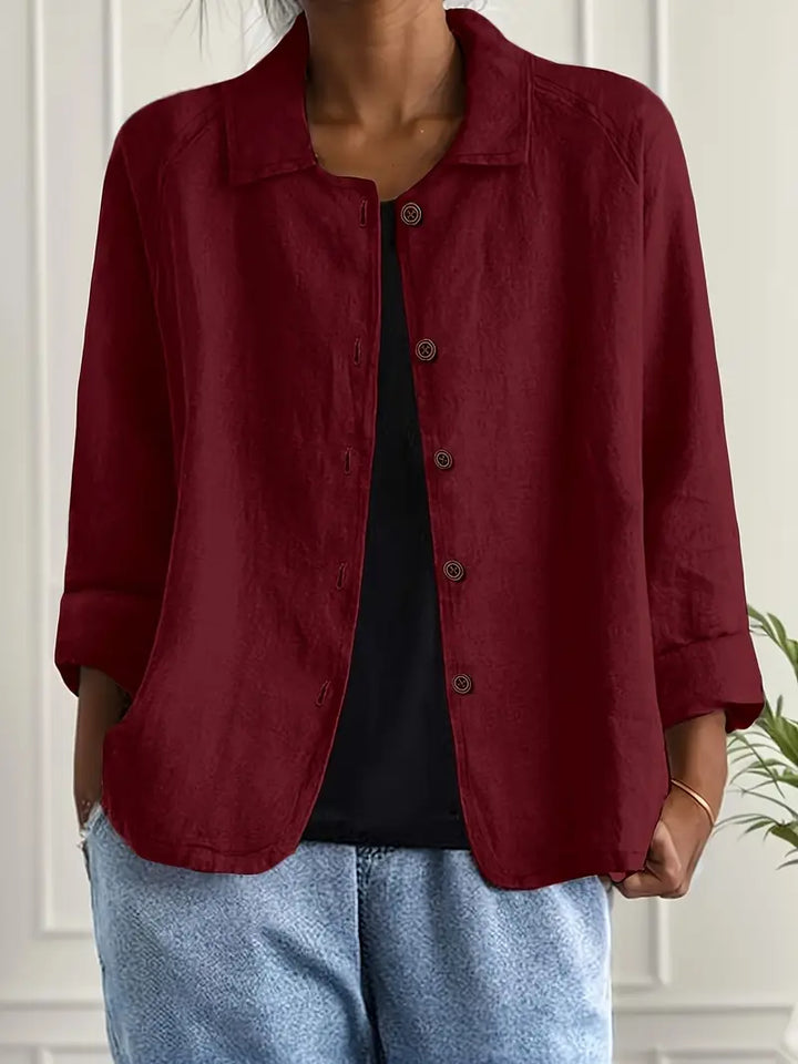 Women's Classic Light Top with Comfortable Fit and Versatile Design
