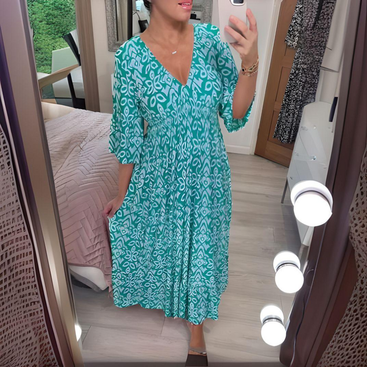 Loose Boho Dress with V-Neck and Graphic Pattern – Ankle Length