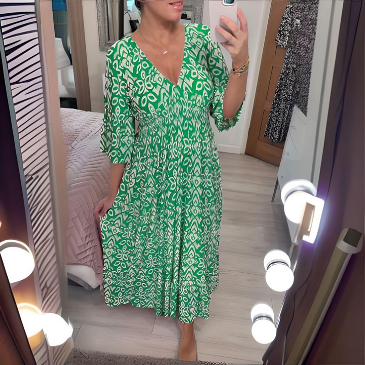 Loose Boho Dress with V-Neck and Graphic Pattern – Ankle Length