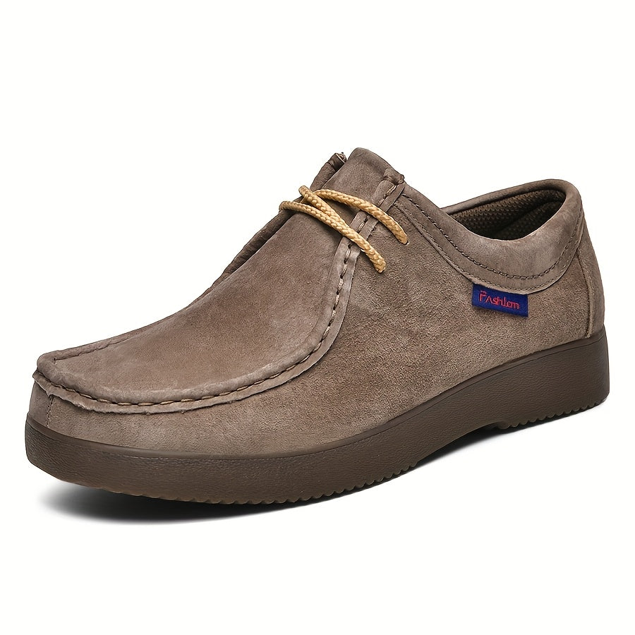 Men's Lace-Up Boat Shoes