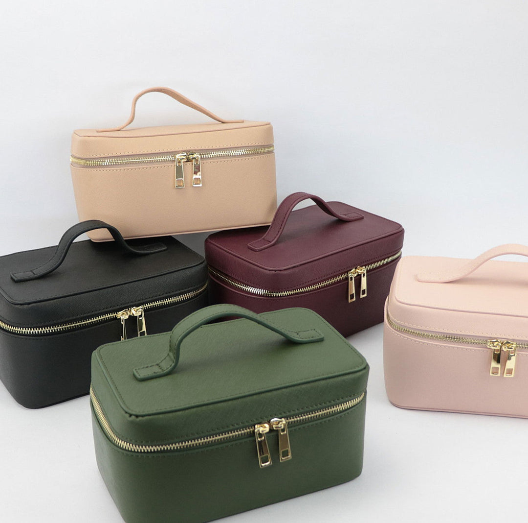 Travel Toiletry Bag in Split Leather – Portable Genuine Leather Toiletry Bag