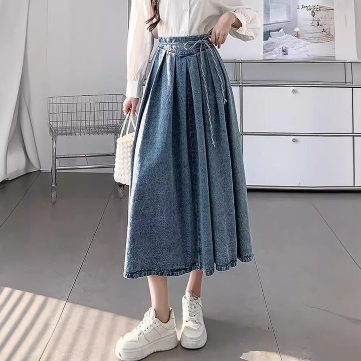 High-Waisted Midi Skirt with Pleats and A-Line Silhouette