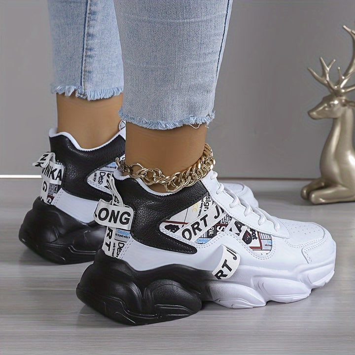 Comfortable, non-slip ankle sneakers with laces EB