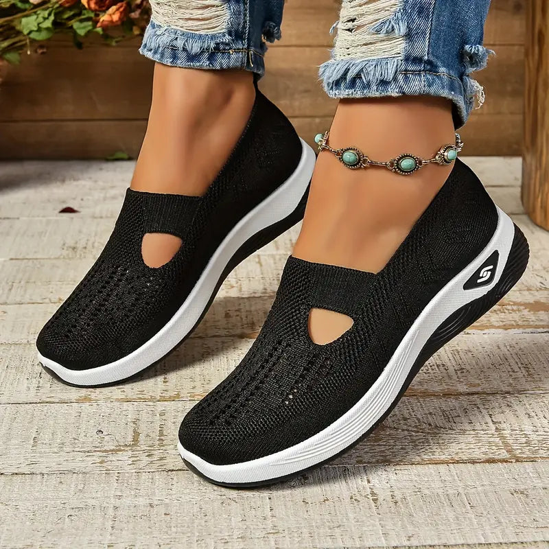 WALKING SHOES FOR WOMEN