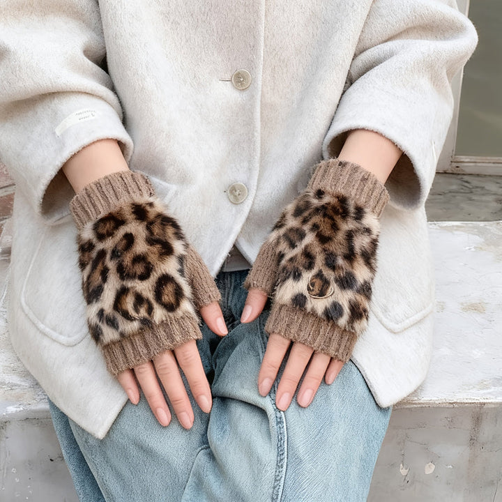 Warm Leopard Print Gloves - Elena Harper