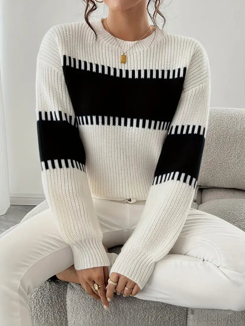 Gyneth Long-Sleeve Sweater with Round Neck - Elena Harper
