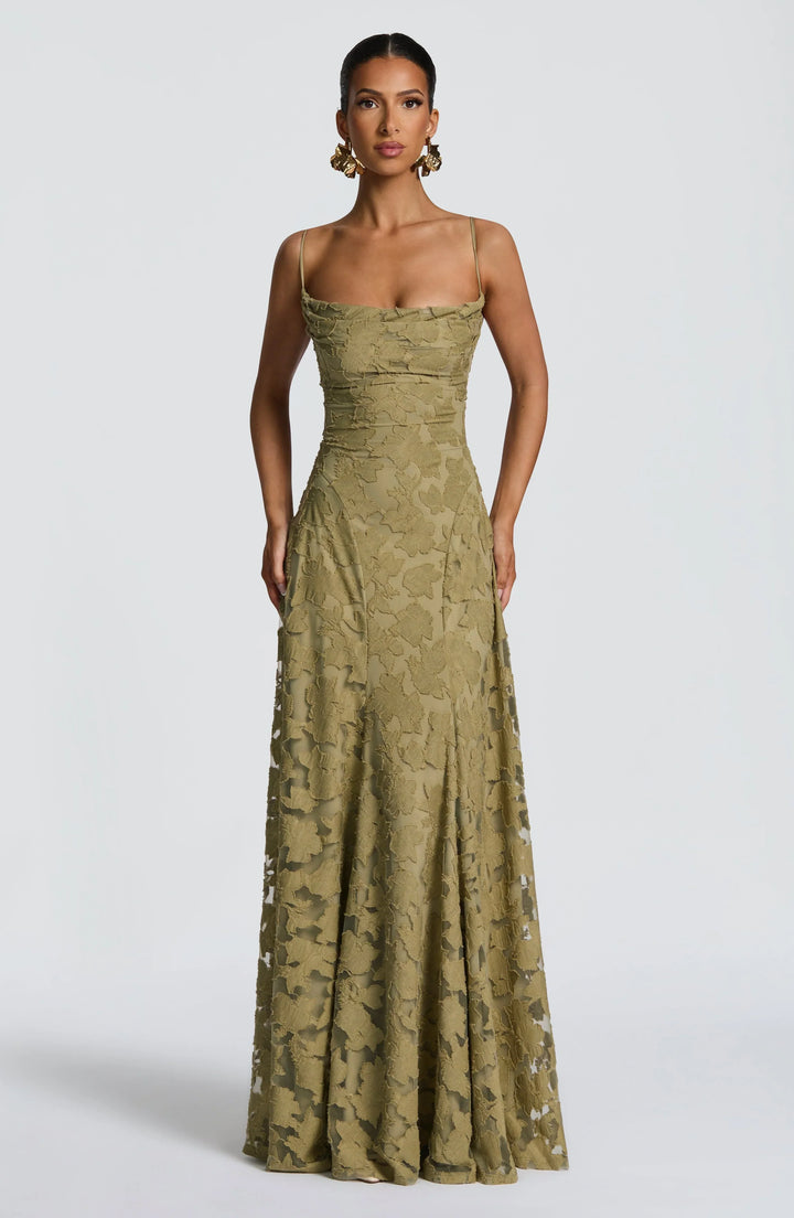 Women's Backless Spaghetti Strap Maxi Dress for Summer Evenings