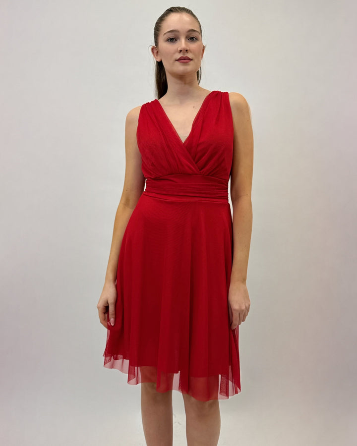 Black Hanneke™ Short Gaia Dress by Emma & Rose Cape Town, stylish lightweight abiti with a relaxed fit and elegant design.