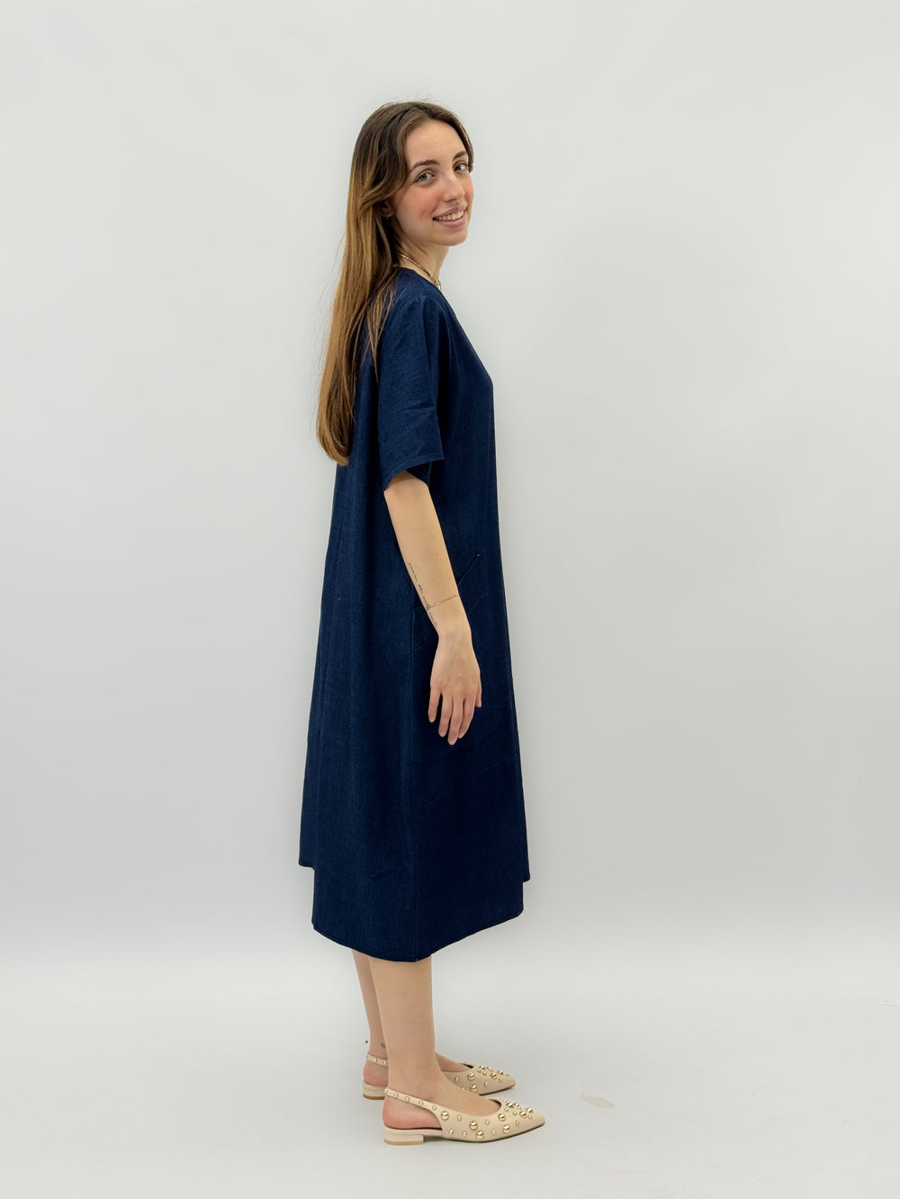 Emma & Rose Cape Town Carmen abiti with soft luxurious fabrics and practical dress pockets, stylish and comfortable for everyday wear.