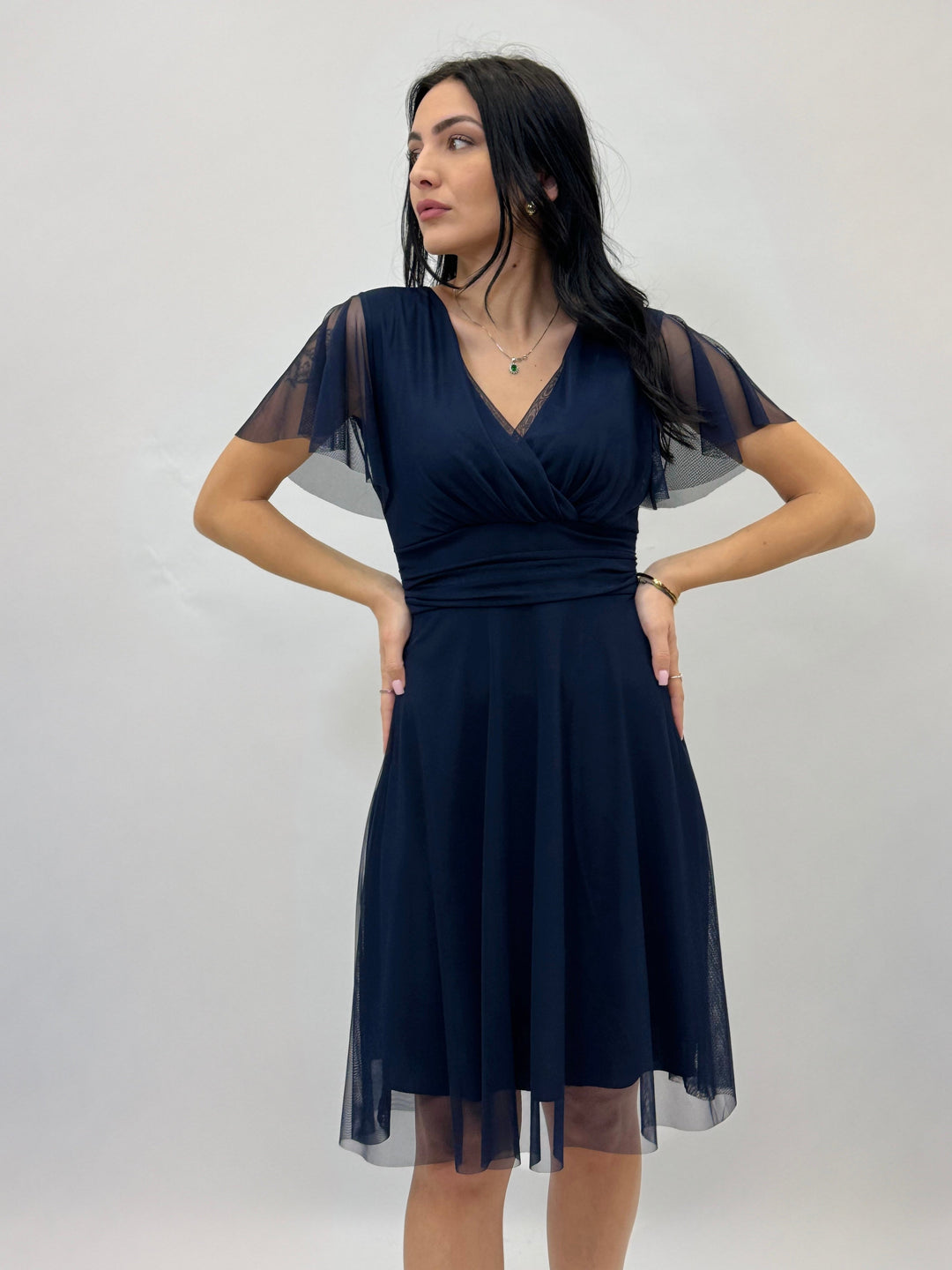 Fuchsia Elke™ Delia short dress by Emma & Rose Cape Town, stylish and vibrant abiti with a flattering fit and elegant design.