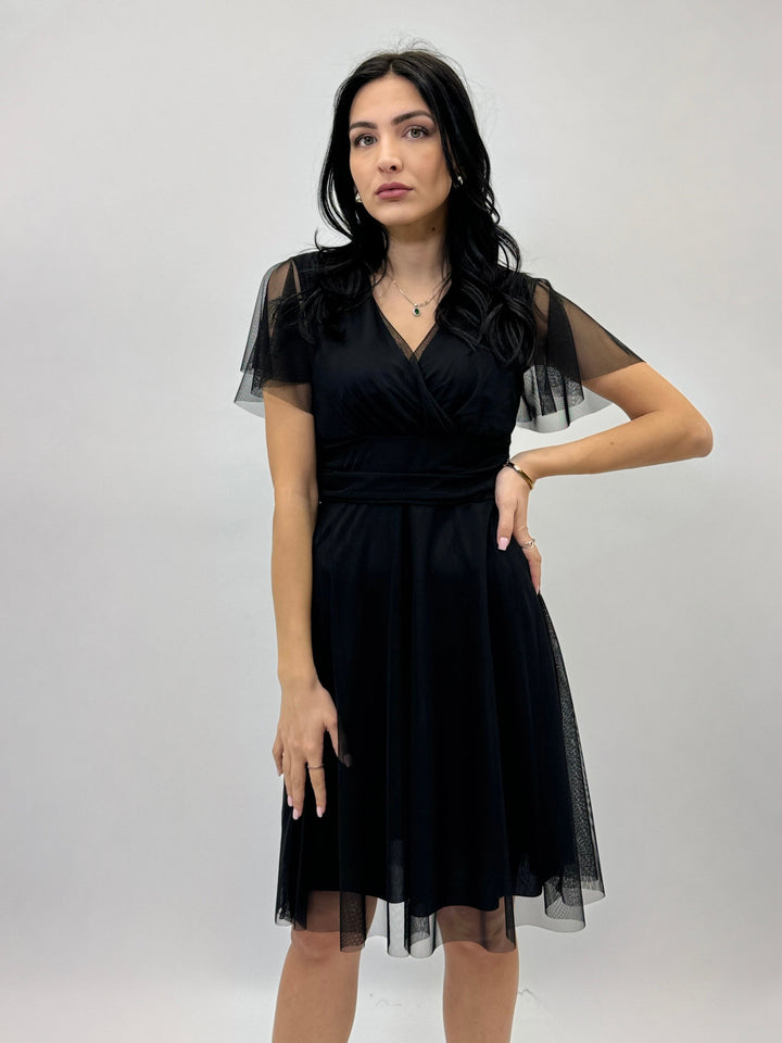 Fuchsia Elke™ Delia short dress by Emma & Rose Cape Town, stylish abiti with a vibrant, feminine design and elegant fit.