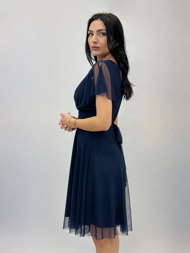 Fuchsia Elke™ Delia short dress by Emma & Rose Cape Town, stylish abiti with a fitted bodice and flared skirt.