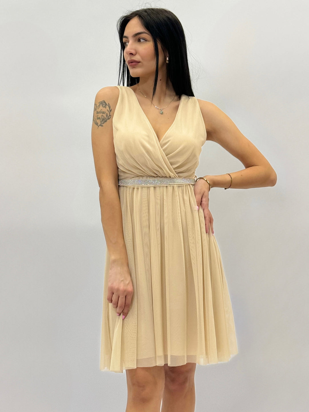 Fuchsia Giorgia™ flowing dress by Emma & Rose Cape Town, showcasing lightweight, elegant fabric and a graceful silhouette.