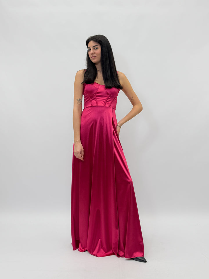 Fuchsia Vanessa™ flowing dress by Emma & Rose Cape Town, lightweight abiti with elegant, flowing fabric and stylish design.