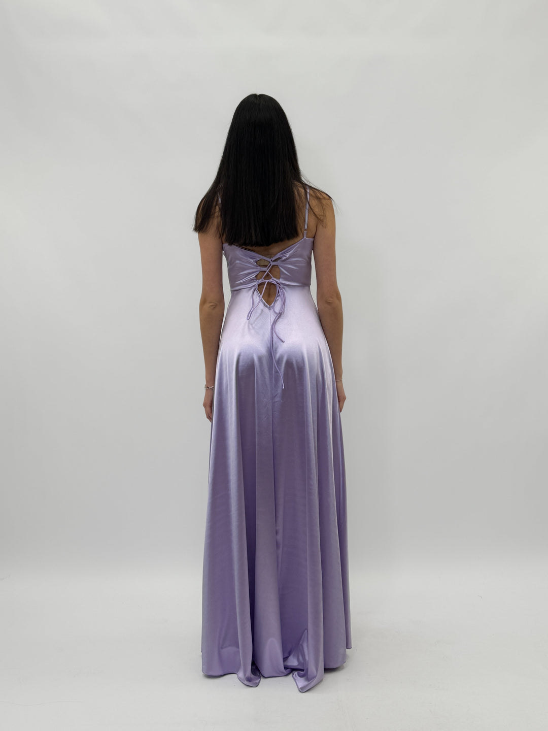 Fuchsia Vanessa™ flowing dress by Emma & Rose Cape Town, lightweight abiti with elegant, flowing fabric and stylish design.