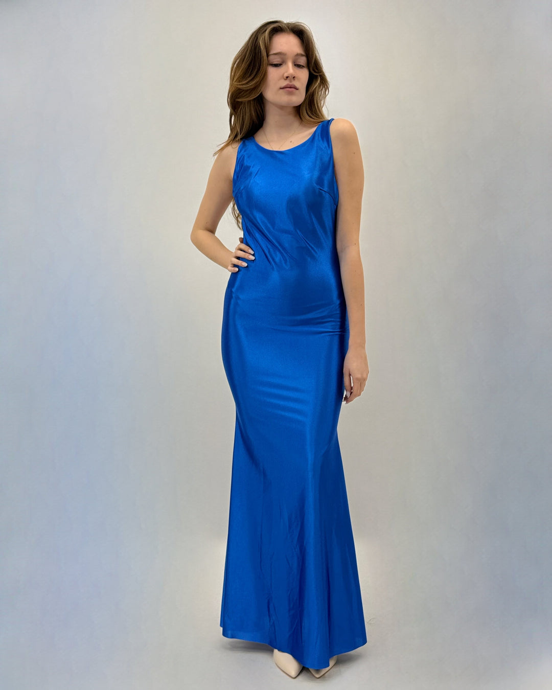 Emma & Rose Cape Town Ingrid™ green dress with boat neckline, made from soft luxurious fabrics, elegant and stylish for any occasion.