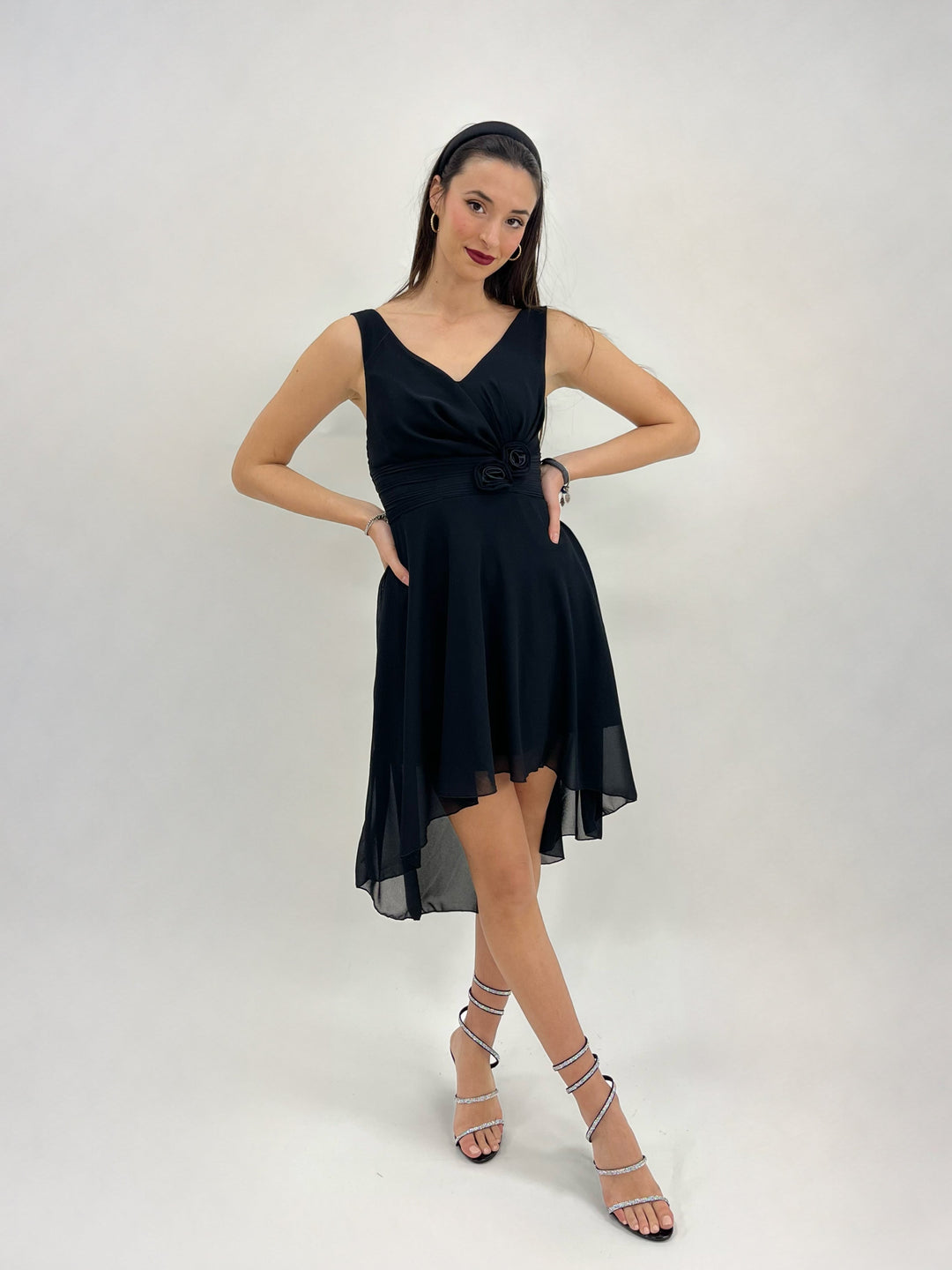 Green Moana™ flowing dress by Emma & Rose Cape Town, featuring lightweight fabric and vibrant design for elegant wear.