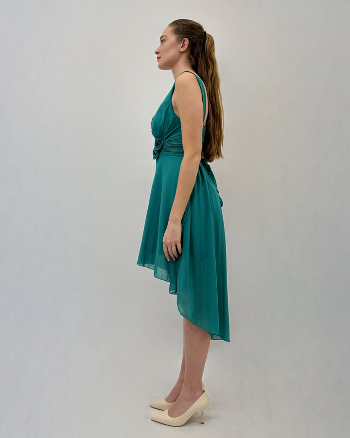 Green Moana™ flowing dress by Emma & Rose Cape Town, lightweight fabric, with a breezy, elegant design perfect for warm weather.