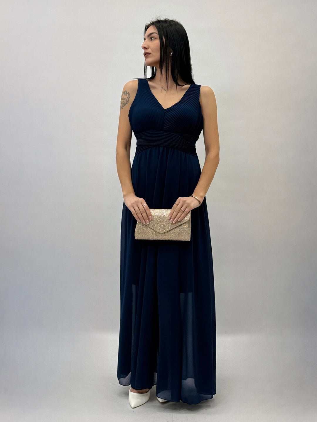 Light blue Daniëlle Dalila dress by Emma & Rose Cape Town, elegant women's abiti with a flowing silhouette and stylish design.